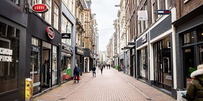 Hollanda'da son 24 saatte 115 hasta hayatını kaybetti