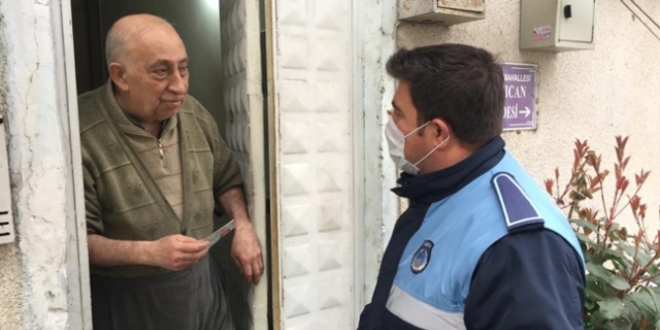 Zabıtaya hitabıyla duygulandıran Burhan amca hastaneye kaldırıldı