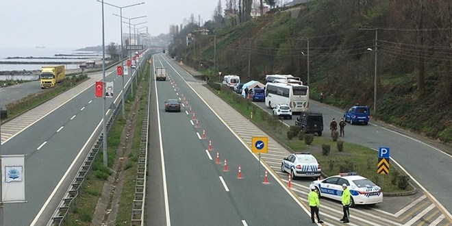 Rize'de ilçeler arası ulaşım yasaklandı