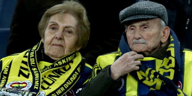 Fenerbahe'den 65 ya st yeler ile kombine kart sahiplerine destek