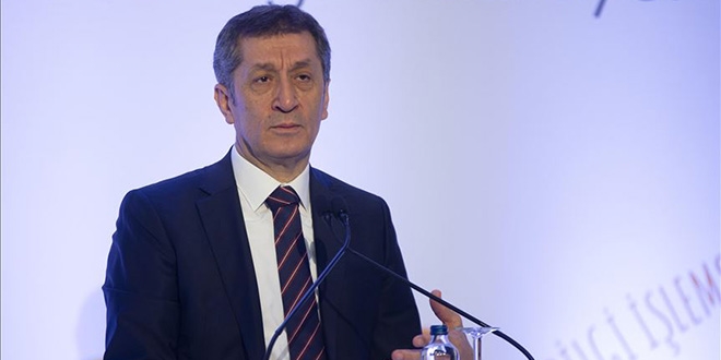 MEB'den lise öğrencilerine 490 soruluk destek paketi