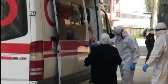 65 yaşındaki koronavirüs hastası kadın hastaneden kaçtı