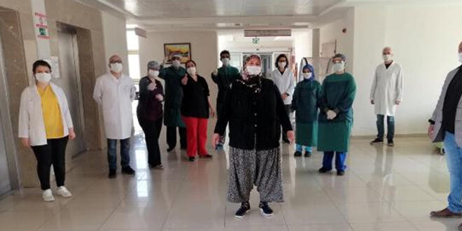 Manisa'da koronavirüsü yenen 5 hasta taburcu edildi
