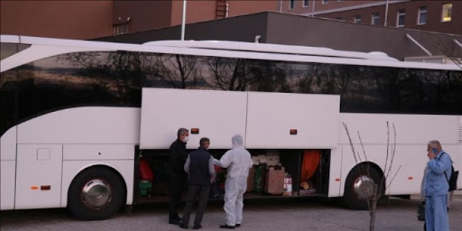 Karantinalar� biten 40 umreci alk��larla taburcu edildi