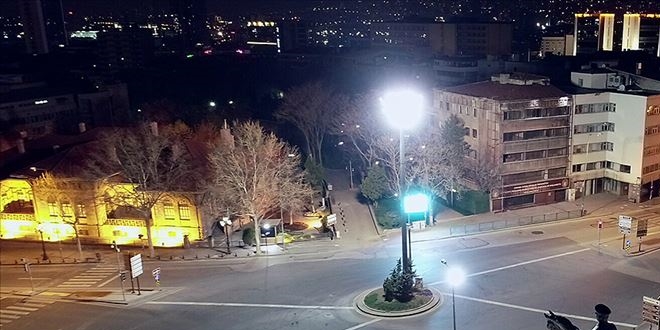 Soka�a ��kma yasa�� sona erdi