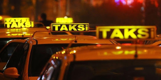 Tekirda'da sokaa kma yasann sona ermesiyle taksiciler i ba yapt
