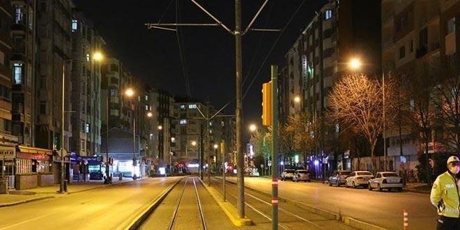 Korona virüs tedbirleri sürüyor: İşte tüm yasaklar