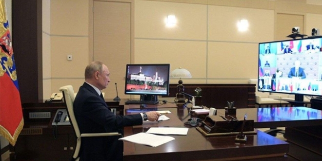 Putin'den koronavirüs itirafı: Durum kötüye gidiyor