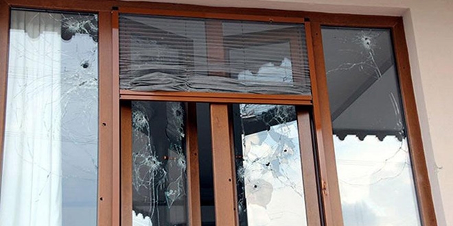 Belediye başkanının evine silahlı saldırı