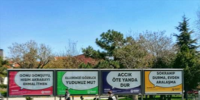 Konya'da bilboardlardan şiveli 'evde kal' mesajı