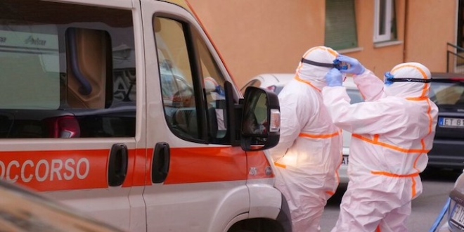 Fransa'da son 24 saatte 562 kişi yaşamını yitirdi