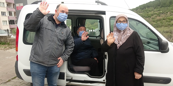 Koronavirüsle mücadelede hüzün ve sevinç bir arada