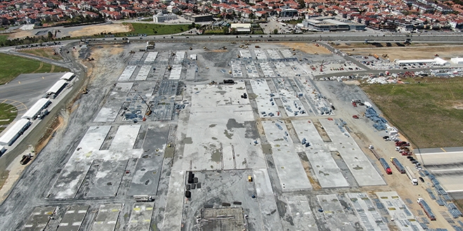 Atat�rk Havaliman�'nda hastane binas�n�n yap�m�na ba�land�