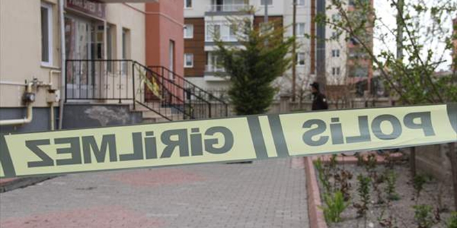 Kapıcısında virüs çıkan 63 daireli site karantinaya alındı