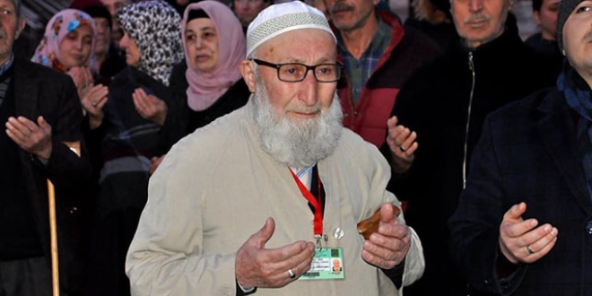 87 yandaki Mustafa dede koronavirs yendi