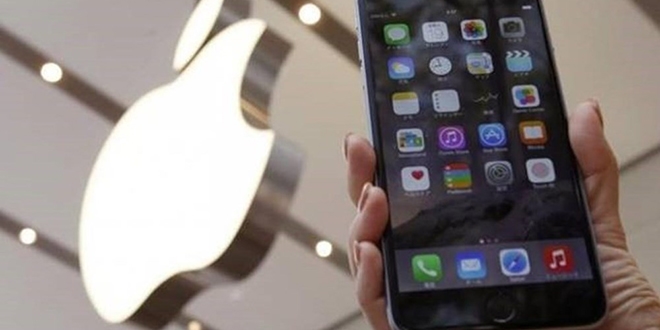 Apple iki iPhone modelinin fiini ekti