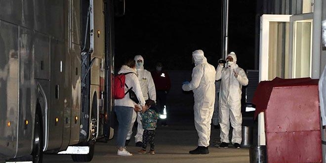 Londra'dan getirilen 262 Türk vatandaşı yurda yerleştirildi