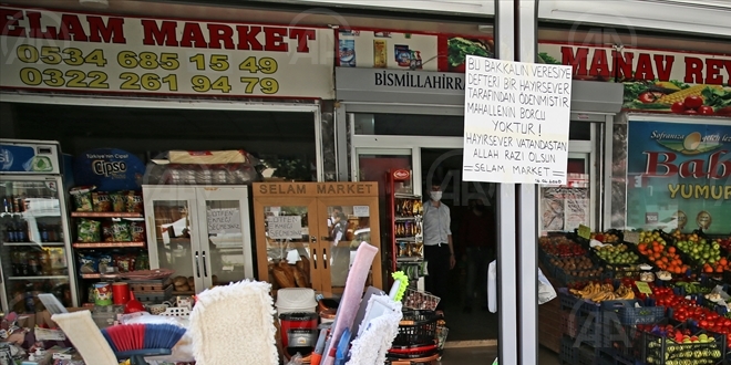 Adana'da gizli hayrsever mahallelinin market borcunu dedi