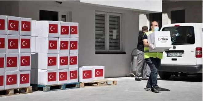 Türkiye'den Kosova'ya sağlık malzemeleri hibesi