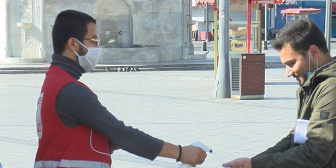 Kızılay çağrıda bulundu, her noktadan bağışa geldiler