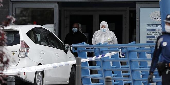 ABD'de son 24 saatte 2 bin 9 kişi hayatını kaybetti
