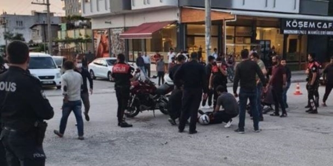 Yunus ekibi otomobille çarpıştı: 1 polis yaralandı