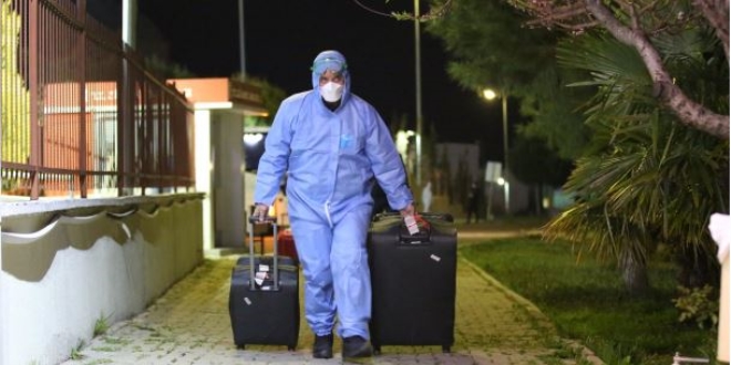 Almanya'daki 210 Türk vatandaşı Türkiye'ye getirildi