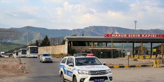 Irak'tan 366 Türk vatandaşı Türkiye'ye getirildi