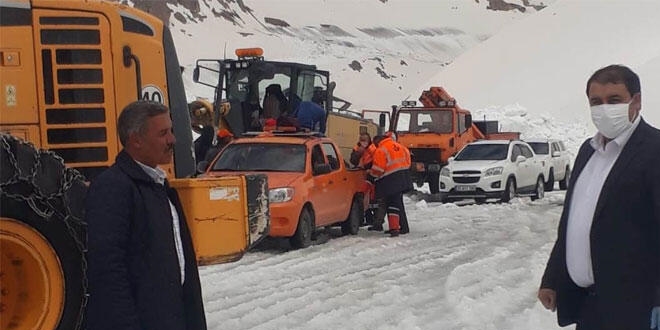 42 kişinin hayatını kaybettiği yol ulaşıma açıldı