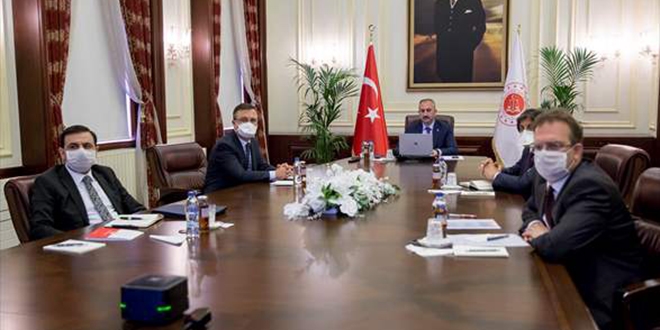 Adalet hizmetlerinde koronavir�s �nlemleri toplant�s�