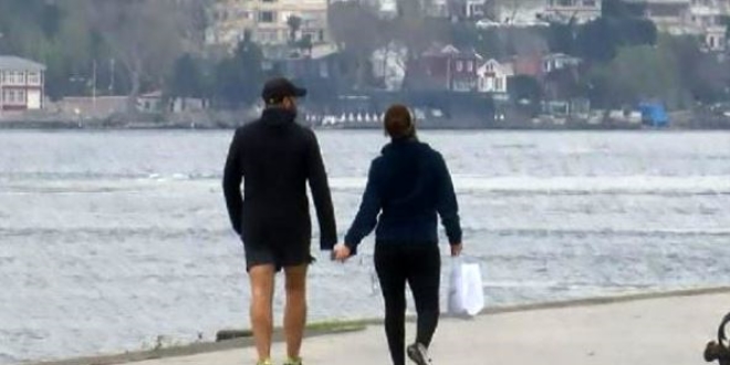 Yasağa rağmen Bebek Sahili'nde yürüyüş yaptılar