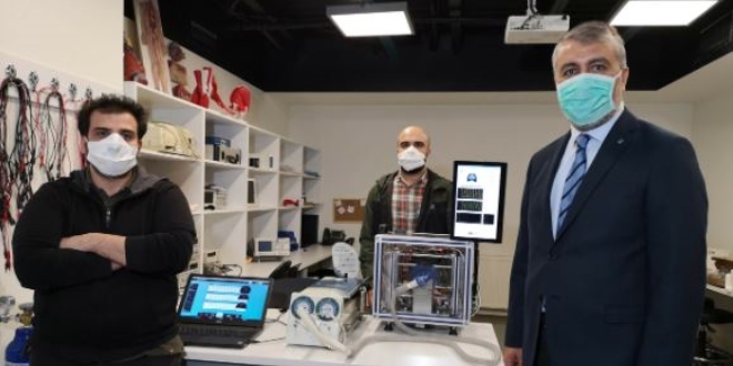 Türk mühendislerden yüzde yüz yerli solunum robotu