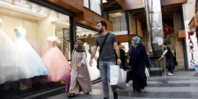 Düğün alışverişleri online mecralara kaydı