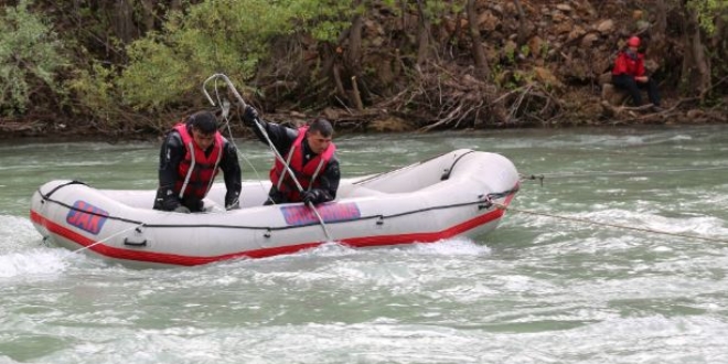 Kay�p Uzman �avu� G�ne�'i arama �al��malar� s�r�yor