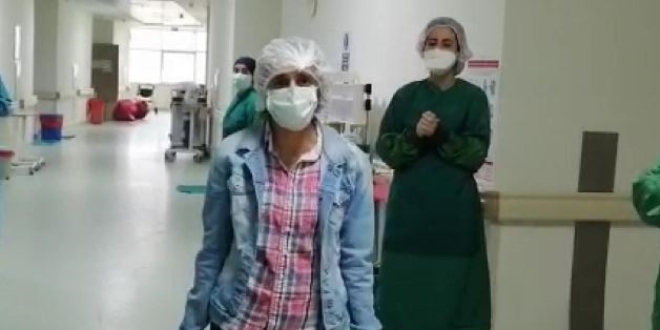 �ule hem�ire koronavir�s� 7 g�nde yendi, taburcu oldu