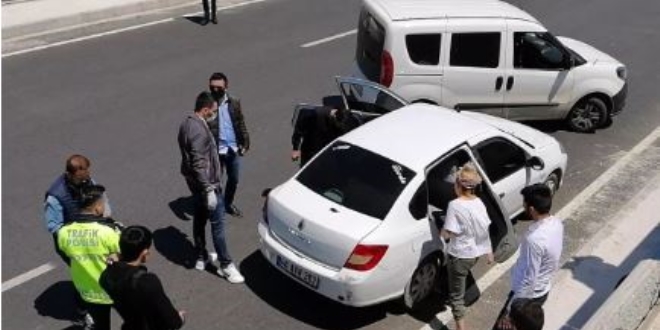 Yasağa rağmen gezmeye çıkan 4 kişiye 12 bin lira ceza