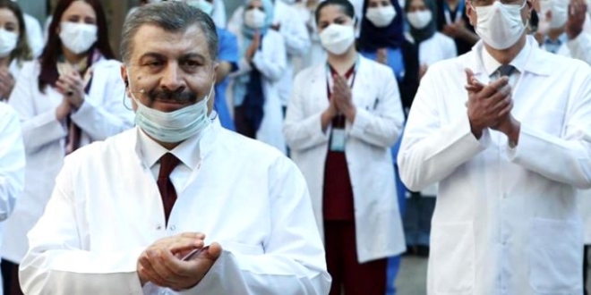 Bakan Koca, Instagram'daki takipçi sayısında Erdoğan'ı geçti