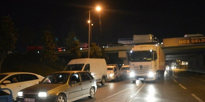 Sokağa çıkma yasağı sona erdi vatandaşlar sokağa akın etti