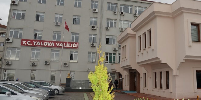 Yalova Valiliği esnek çalışmayı iptal etti