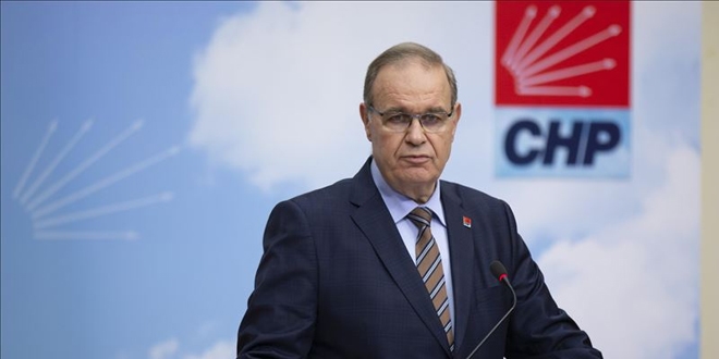 CHP de, LGBT lincine katıldı. Ali Erbaş'ı kınadı