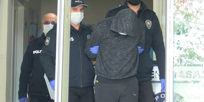 Eminönü Meydanı'nda güvercinleri ezen kişi adli kontrolle serbest
