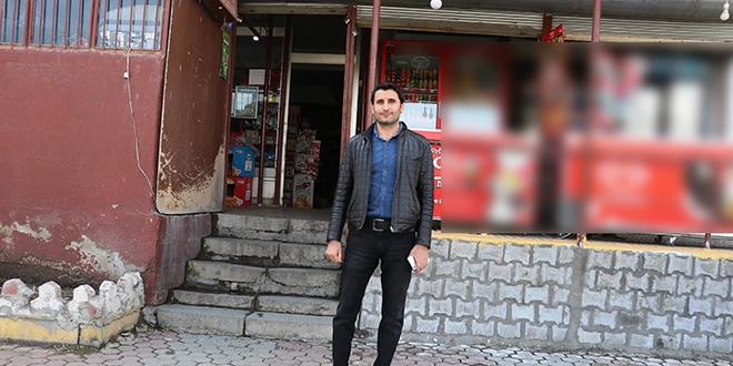 'İyilik elçisi' ihtiyaç sahiplerinin borç defterlerini sildirdi