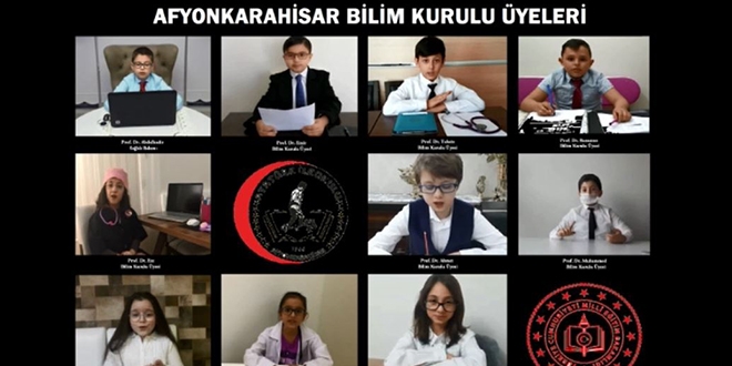 Bilim Kurulu üyelerinin yerine geçen öğrenciler 'afyon ağzı' ile güldürdü