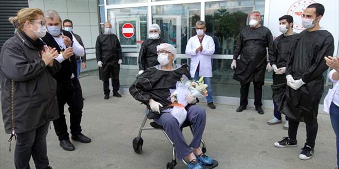 Koronavir�s� yenen Ba�kan Yard�mc�s� taburcu edildi