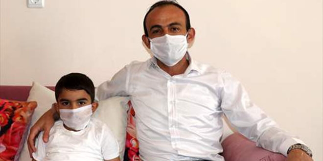 5 yaşındaki oğluyla virüsü yenen baba: Bana bulaşmaz demeyin