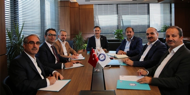 Sağlık-Sen'den Türk Sağlık-Sen'e sert tepki