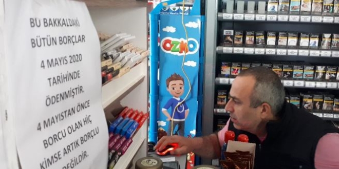 Hayırsever 7 bakkaldaki 40 bin liralık veresiye borcunu ödedi