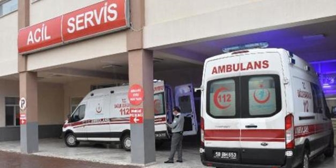 Kolonya içerek komaya girdi, hastanede hayatını kaybetti