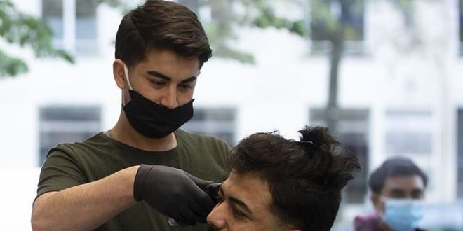 Kuaför ve berberler, 11 Mayıs'a hazırlanıyor