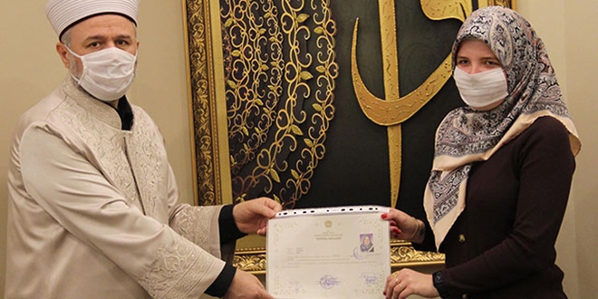 Oruçtan etkilendi hem Müslüman oldu hem de adını değiştirdi